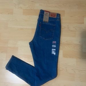 Levis 720 jeans